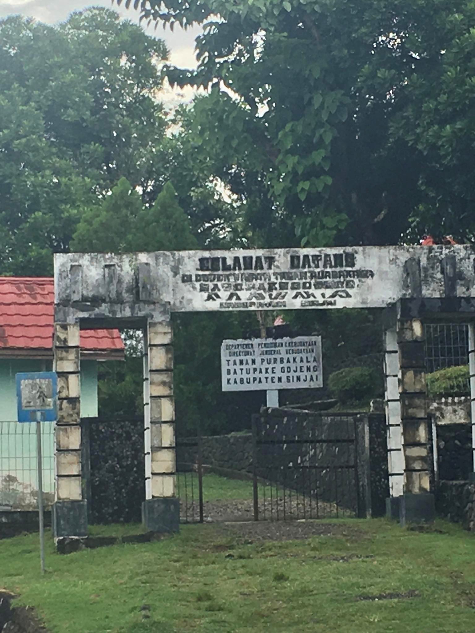 Destinasi Wisata Taman Purbakala Batu Pake Gojeng Sinjai Minim Pengunjung