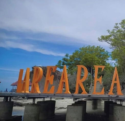 Wisata Surga Dunia Pulau Larea-rea Sinjai