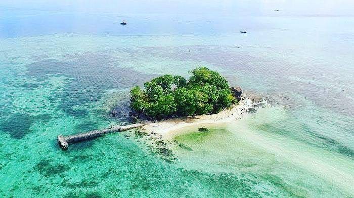 Pulau Larea-Rea 1990