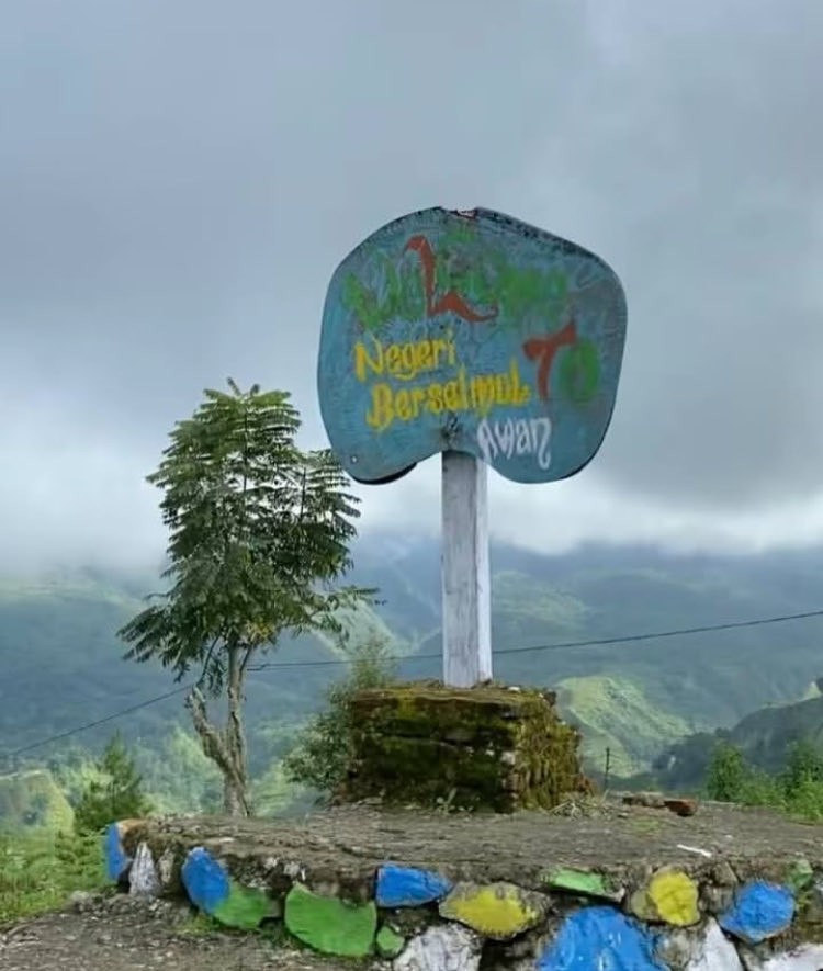 Wisata Panorama Alam Negeri Berselimut Awan Di Sinjai Borong 2025